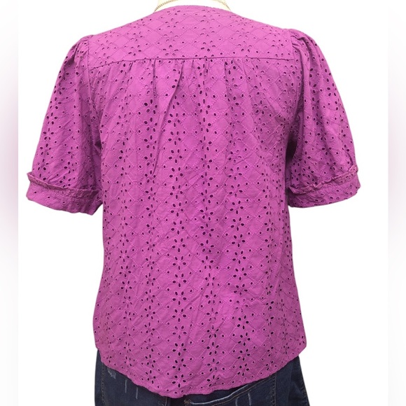 Draper James Women's Short Puff Sleeve Heidi V-Neck Top - Picture 5 of 9